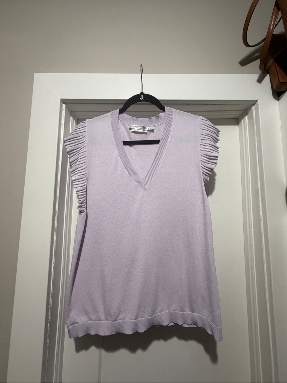 Simons Light Lavender V-Neck Sleeveless Knit Tank